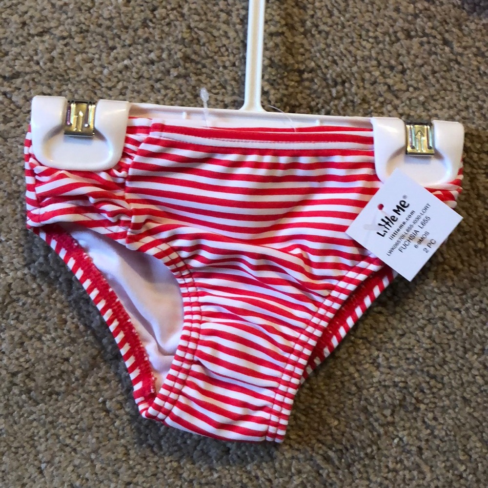 Baby girl red rash guard swimsuit polka dots cute - Picture 3 of 3